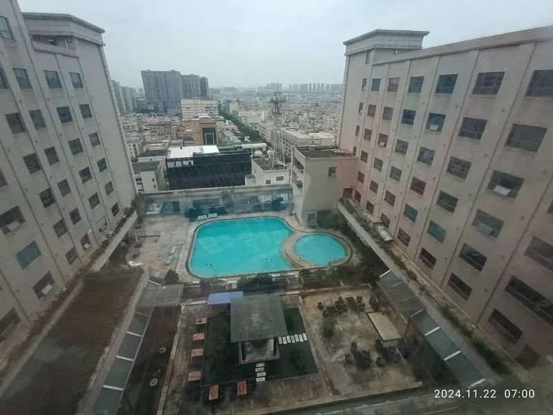 إطلالة على المدينة